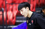 儿子娃娃重返新疆！胡明轩疆粤大战前狂练三分命中率惊人