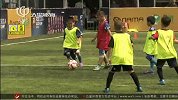 足球-15年-巴萨中国青训营上海站海选启动-新闻
