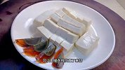皮蛋豆腐很多人第一步就没做对，教你正确做法，比饭店做的还好吃