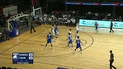 篮球-18年-非凡12篮球联赛-海恩斯接球转身杀到三秒区内上篮打进