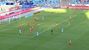 第56分钟那不勒斯球员默滕斯射门 - 被扑