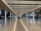 意大利旅客伦敦机场实拍！这里的检查呢？我真的很惊讶