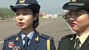 第一批受阅女兵回到训练场 圆梦当年