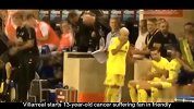 足球-17年-场上硬汉真男人 场下柔情真暖男 这些球员的行为可曾感动你-专题
