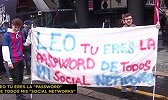 人气高！意大利球迷秀“梅吹”标语：我所有密码都是Messi