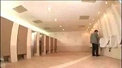 绝对让你无语的卫生间恶作剧