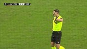 第76分钟法兰克福球员罗德黄牌