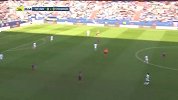 第35分钟卡昂球员宁加射门