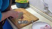 辣椒炒肉这样做，鲜嫩爽滑爽口下饭，真是越看越饿越吃越香