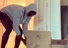 检查粮食够不够？猛龙悍将伊巴卡家中自我隔离