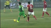 中国足协杯-13赛季-淘汰赛-半决赛-第1回合：国安张稀哲突入禁区被放到 裁判无动于衷-花絮