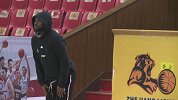 CBA-1718赛季-山东队提前结束训练！凯撒：怕感冒 室内温度太冷还不如回酒店-新闻
