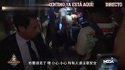 竞选成功后，老佛爷遭记者包围
