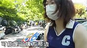 女子骑车车子突然“一刀两断”！发视频让网友乐呵遭投诉