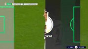 第37分钟帕德博恩球员菲里希射门 - 打偏