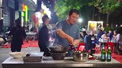 许昌这家店的大盘鸡，色香味俱全，光看着都直流口水