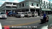 短裙美女骑车逆行，视频车无奈成了“背锅侠”！