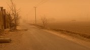 现场！甘肃多地出现大风沙尘天气，部分地区能见度不足50米