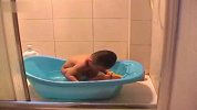 [搞笑]小P孩家中洗澡记