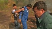 玻利维亚总统亲自上阵 穿过层层浓烟，参与扑救亚马孙大火