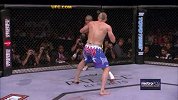 UFC-16年-本周最佳KO：传奇对决 埃文斯一招终结里德尔（10月20日）-精华
