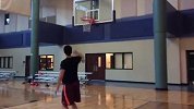 鞋比人靓？郭艾伦泰勒训练 努力与收获成正比