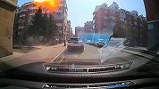 爆炸瞬间！长春一小区夫妻纠纷引爆燃气 碎片横飞多户门窗受损