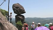 探秘福建最危险的石头，暗藏在莆田一座大山里，摇摇欲坠非常危险