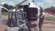 实拍巴西直升机降落意外 飞机碎裂 四乘客受伤