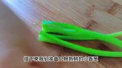 蒸米饭时放一个菜花，这种做法第一次见，出锅瞬间变美食，真解馋