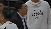 杨毅怒喷奇葩吹罚：主场哨冤冤相报何时了 最终受害的是CBA