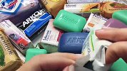 把家里所有香皂包装打开，无硼砂，好过瘾呢