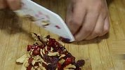 1碗面粉，3个鸡蛋，教你懒人面包做法，有电饭锅就能做