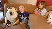[搞笑]狗仔与小男孩的睡相