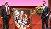 拜仁年会回顾：赫内斯最后一次发言 鲁梅尼格回忆青葱往事