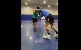 高密度的摔柔攻防转换 宋亚东帮助加布兰特备战UFC269