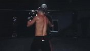 重拳如同炮弹出膛！彼得-严拳法训练备战UFC245