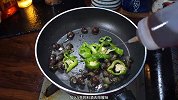 清炒田螺怎么炒，百吃不腻的清炒田螺，超级开胃