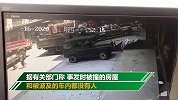 实拍：货车倒车撞车后失控冲进楼里 车头穿墙而出险些掉下