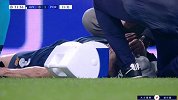 真硬汉！佩佩遭德米拉尔暴击后眉骨破裂 起身后与C罗友好击掌