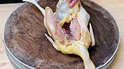 板栗土鸡汤怎样炖好喝又美味？大厨教你正确方法，汤浓味鲜超好喝