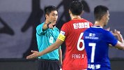 中国足协杯-17赛季-淘汰赛-1/4决赛次回合-第8分钟进球 刘健禁区内冒失犯规送点 雷鸟破门富力遥遥领先同城对手-花絮