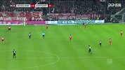 第35分钟斯图加特球员楚伯射门