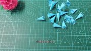如此漂亮的折纸花朵做法原来这么简单，做几朵摆在桌上美美哒