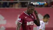 北控禁区前防守漏人 马里不停球凌空抽射势大力沉