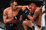 小鹰最强敌手！UFC夜魔武器库盘点：铁肘放血下位降服