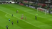 第87分钟法兰克福球员雷比奇进球 法兰克福4-1顿涅茨克矿工