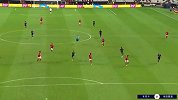 第51分钟埃因霍温球员加克波进球 本菲卡2-1埃因霍温