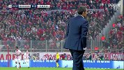 欧冠-1718赛季-小组赛-第4轮-射门22' 苏亚雷斯突入禁区射门稍稍偏出-花絮