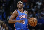 控球大师顶级徽章！CP3野球场运球戏耍对手